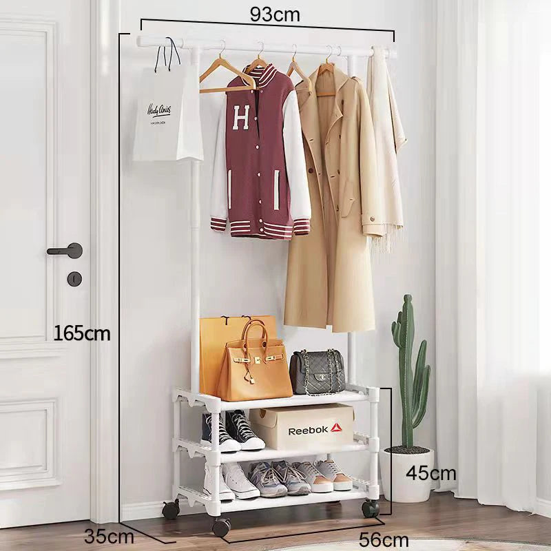 Porte-manteau à roulette